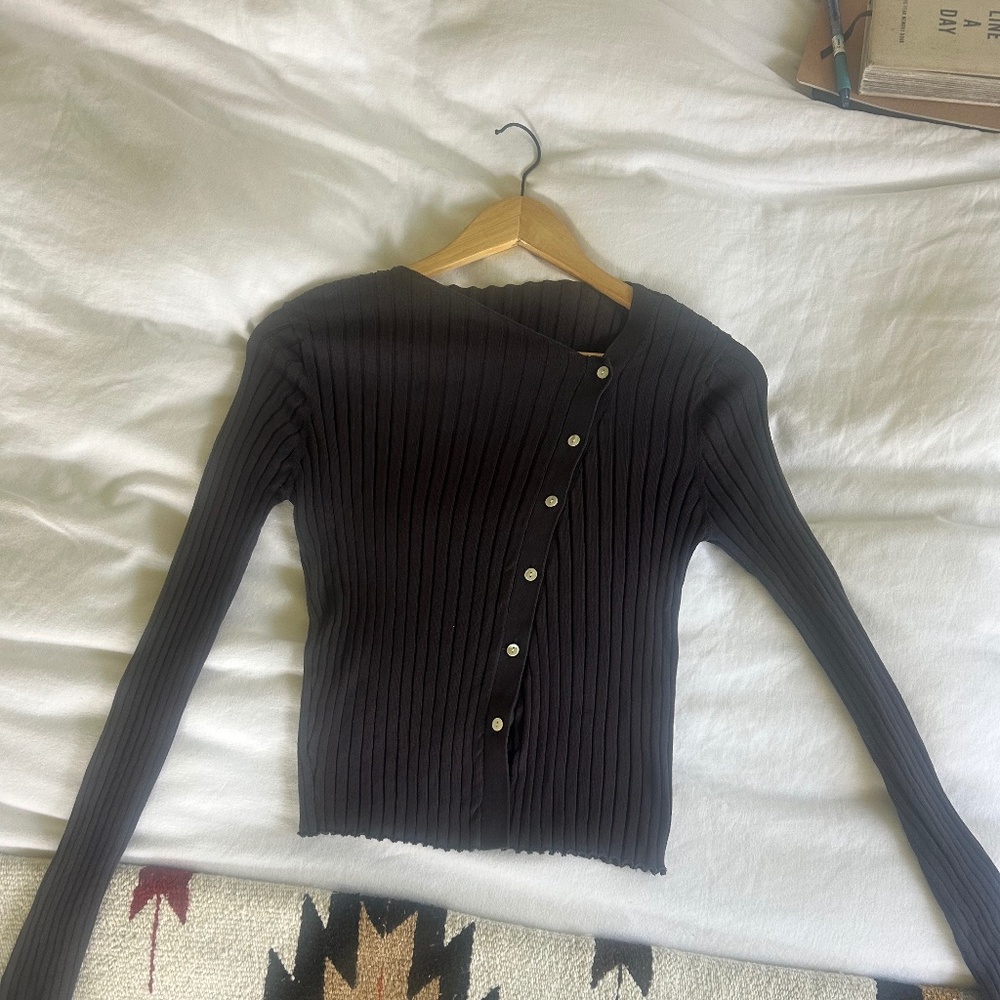 find me now long sleeve top